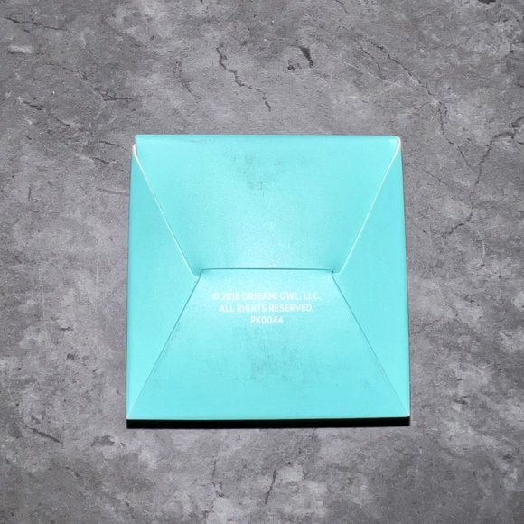 Imperial AB Crystal Studs by Origami Owl NIB - Picture 7 of 8